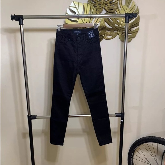 J Crew Mercantile Black Jean Curvy Skinny Size 26 - Picture 1 of 4